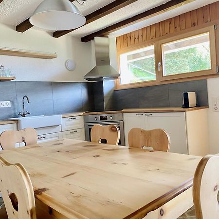 Eco Lodge With Jacuzzi And View In The Swiss Alps Grône エクステリア 写真