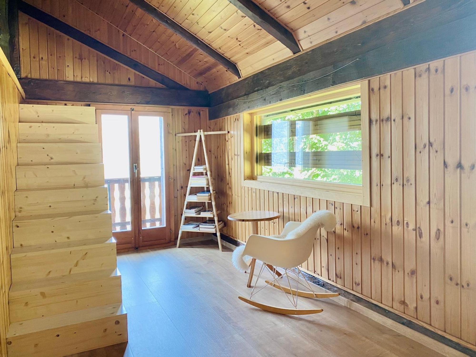 Eco Lodge With Jacuzzi And View In The Swiss Alps Grône エクステリア 写真